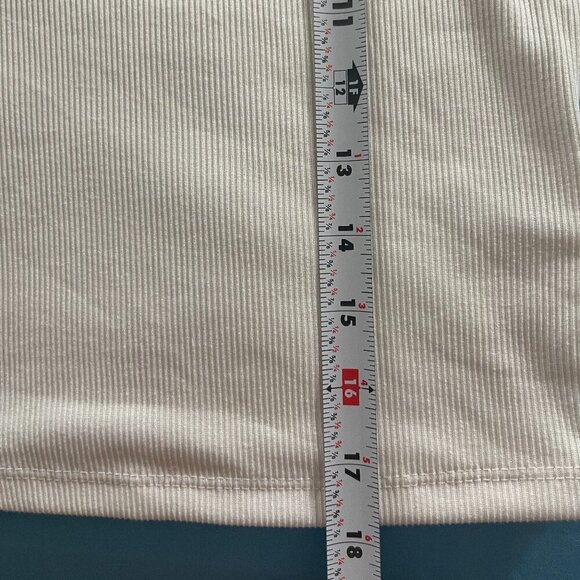 Pink Rose blouse for women size XS. Designed to provide you comfort. - Picture 5 of 6